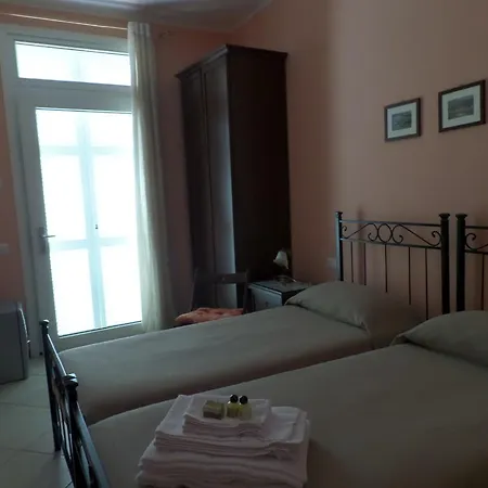 Partenza Funivia Лекко